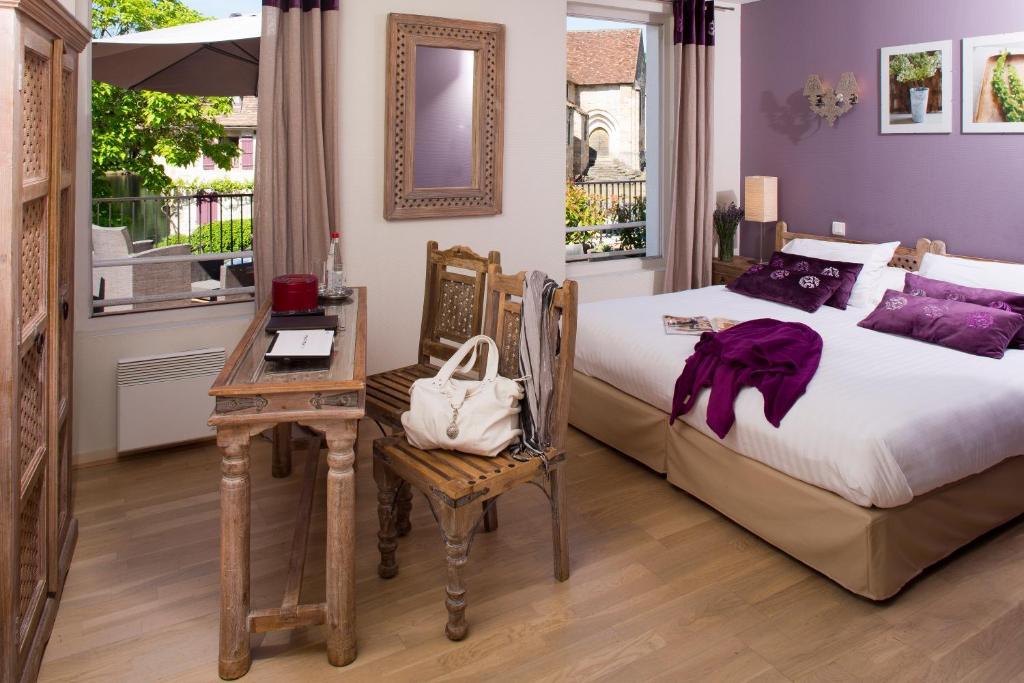 Logis Hotel Les Flots Bleus Beaulieu-sur-Dordogne Quarto foto